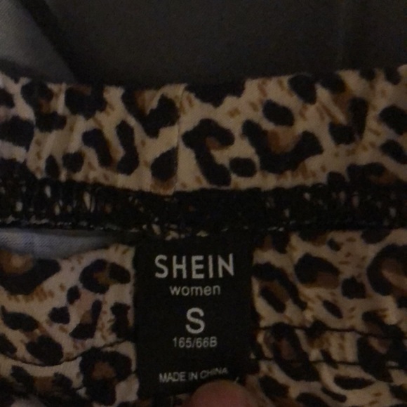 Shein leggings - Picture 3 of 4